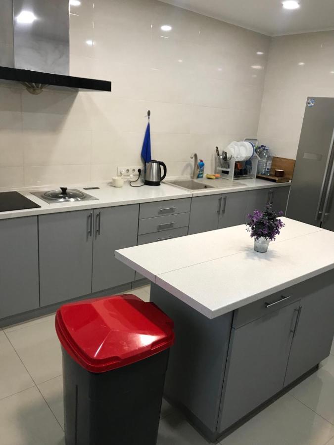 Sweet2Sleep Hotel Киев Екстериор снимка