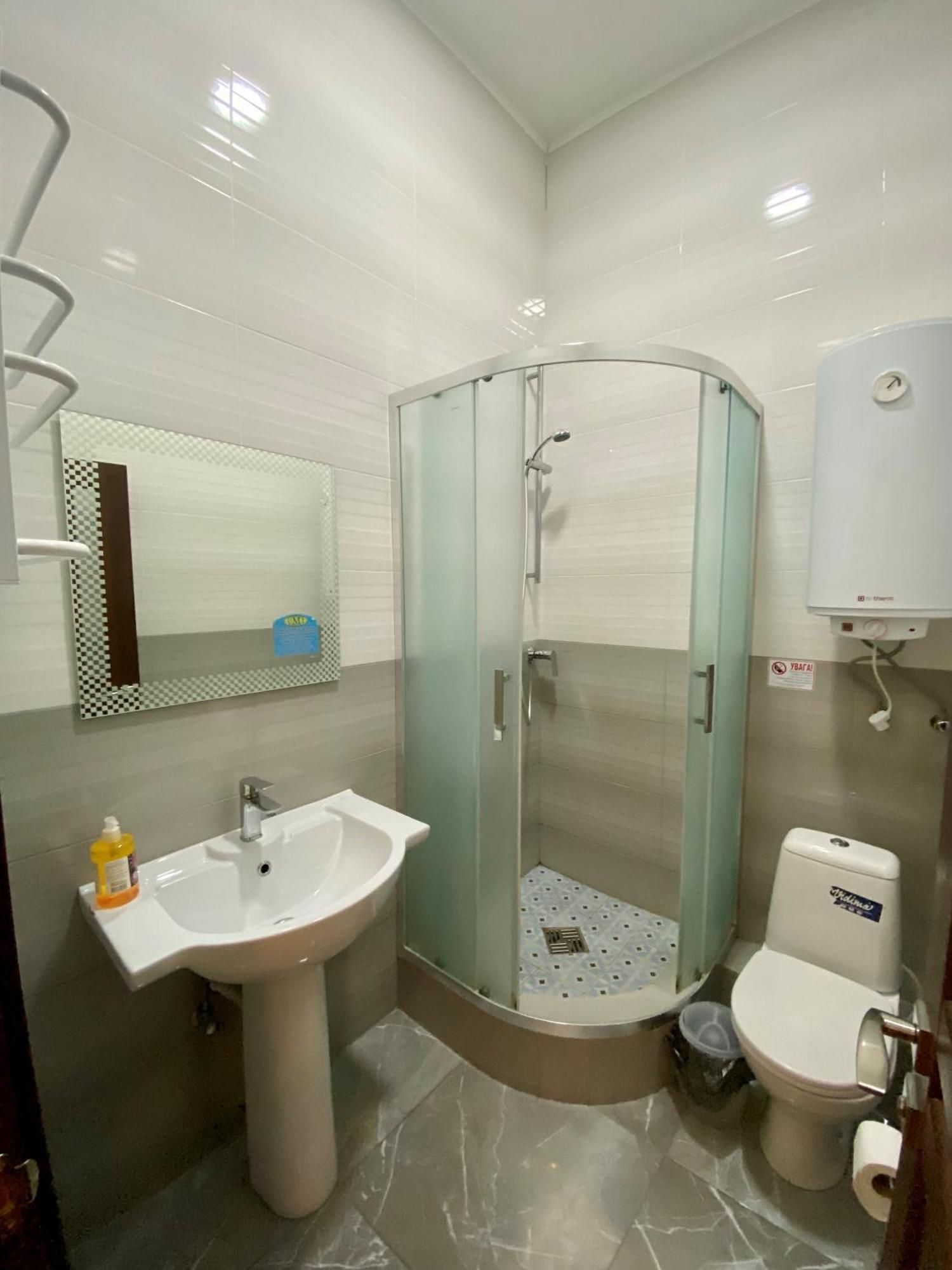 Sweet2Sleep Hotel Киев Екстериор снимка