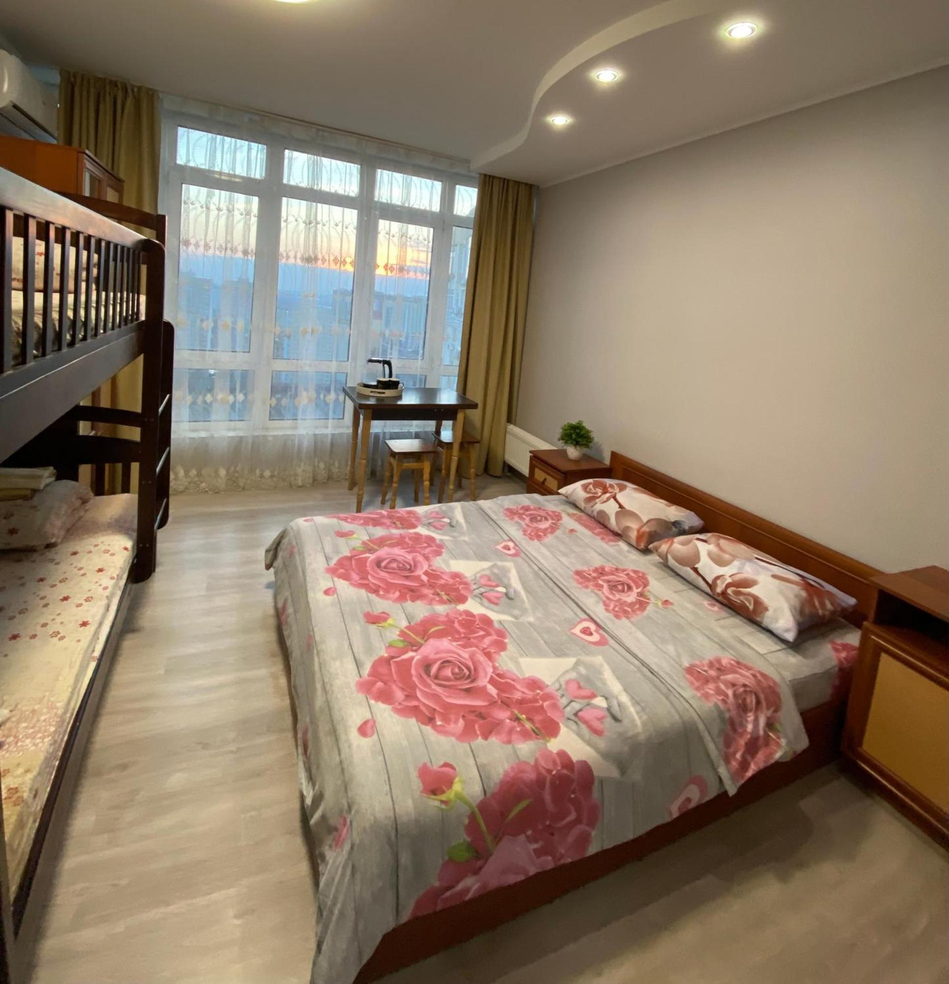 Sweet2Sleep Hotel Киев Екстериор снимка