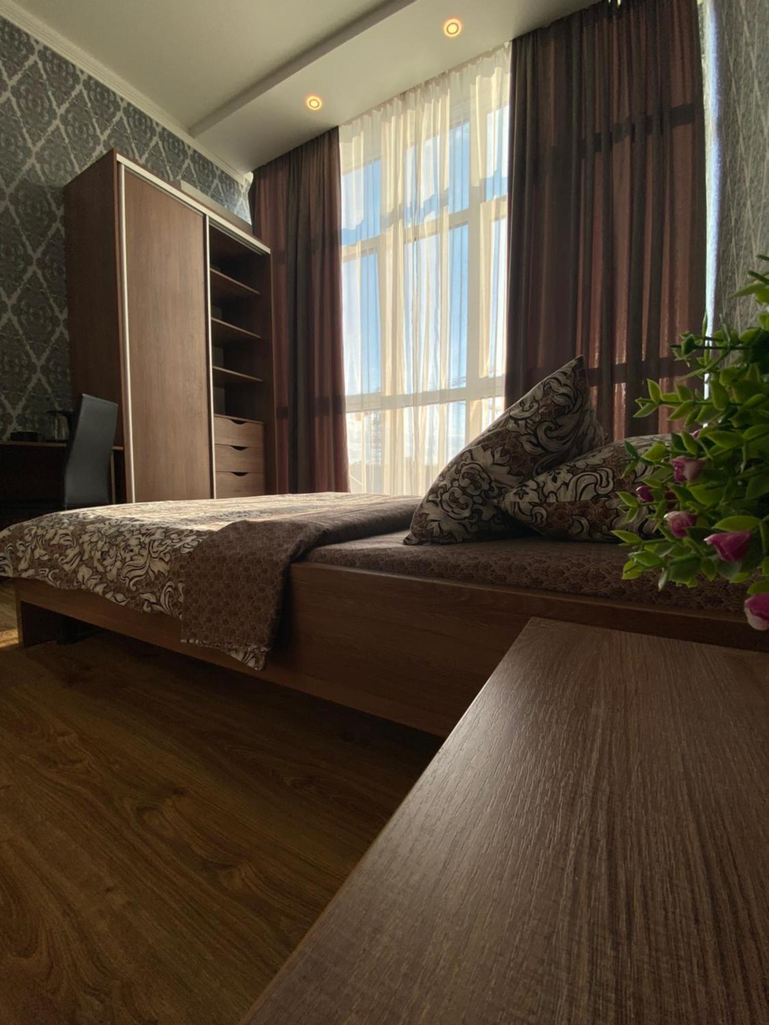 Sweet2Sleep Hotel Киев Екстериор снимка