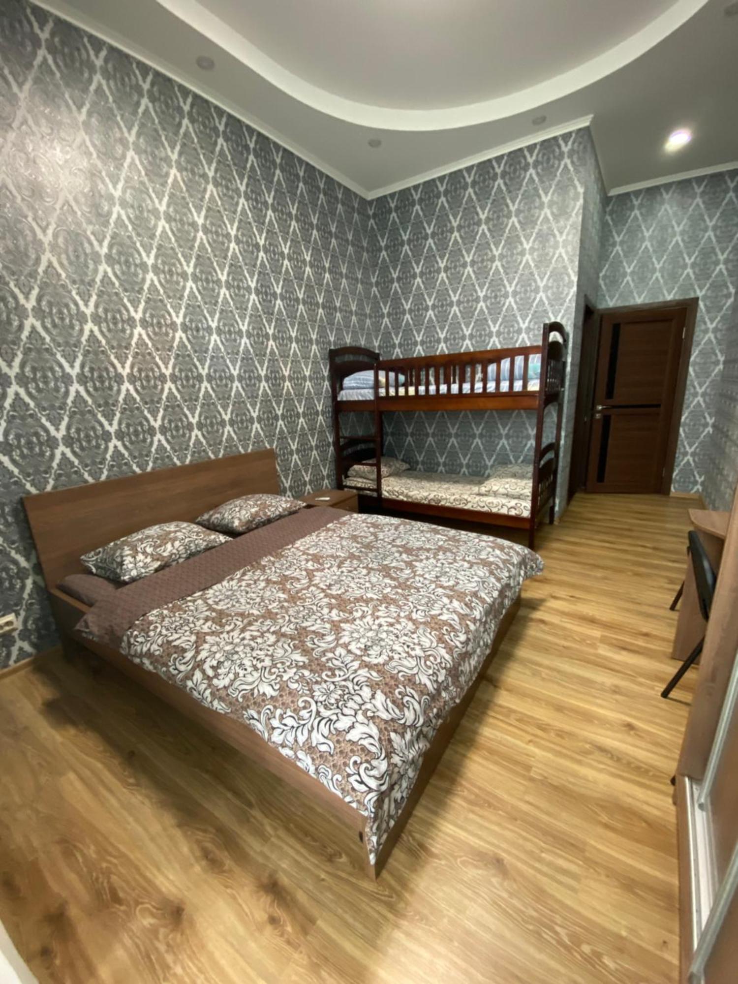 Sweet2Sleep Hotel Киев Екстериор снимка